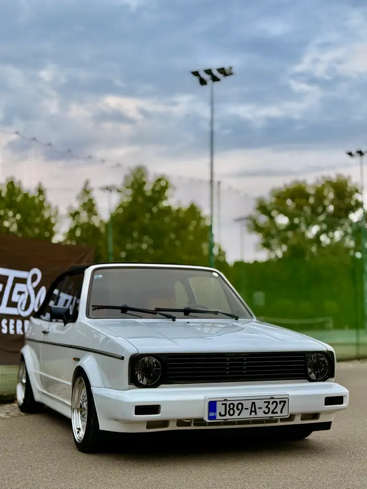 Volkswagen Golf MK 1 Cabrio GTI — fotografija