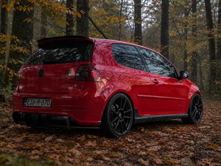 Volkswagen Golf 5 3.2 FSI